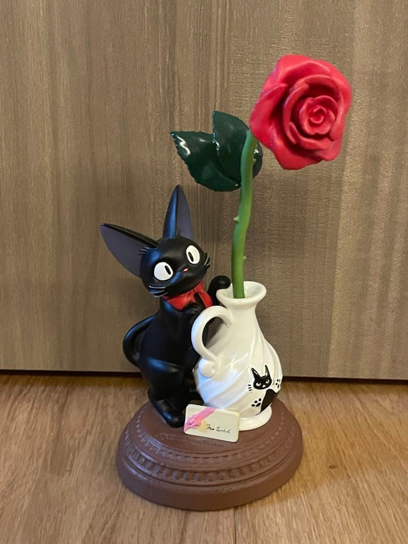 魔女の宅急便 ジジ　廃盤　2022年カレンダー 一輪のバラ