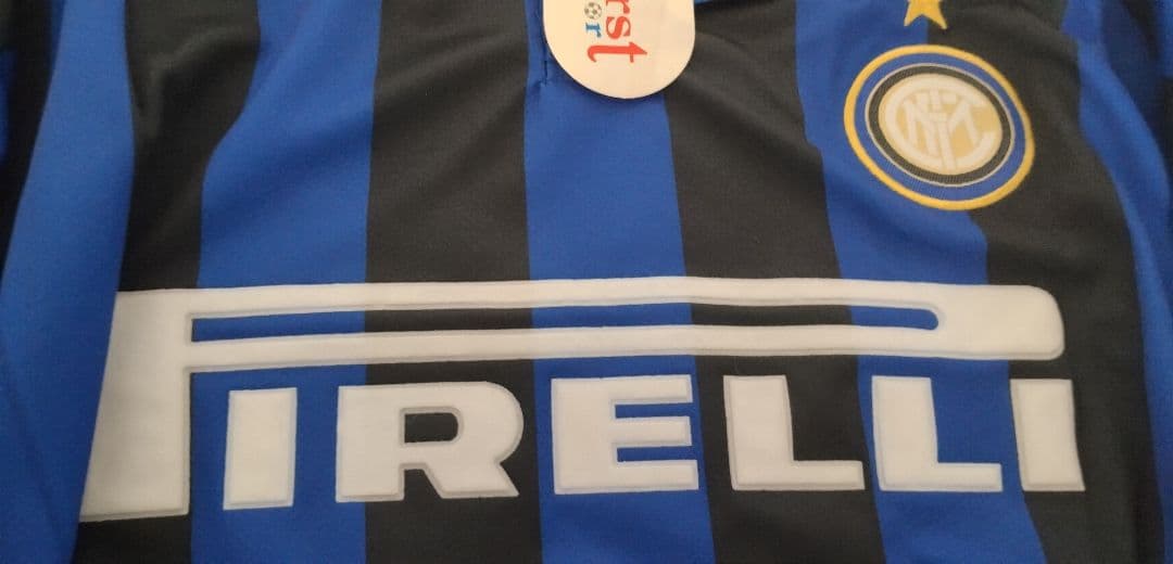 インテル フォルラン選手 9番 ユニフォーム