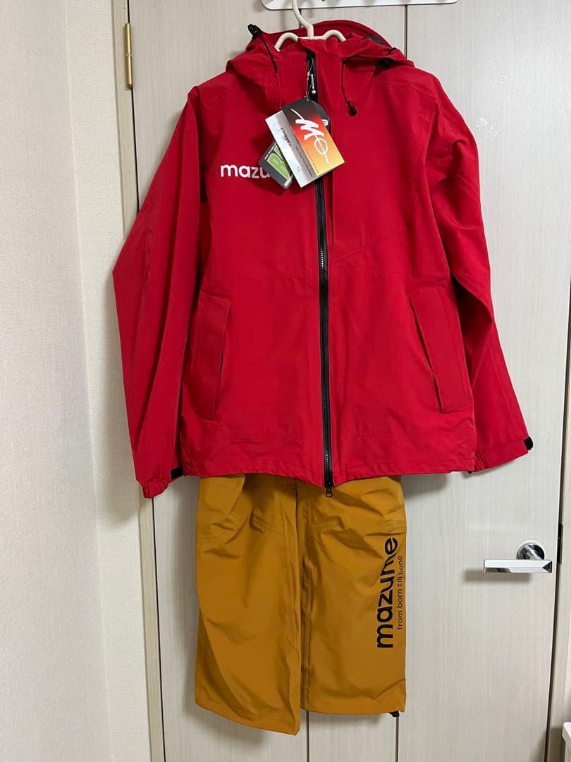 【新品未使用】マズメmazumeコアレインスーツ MZRS-756 レッドLL