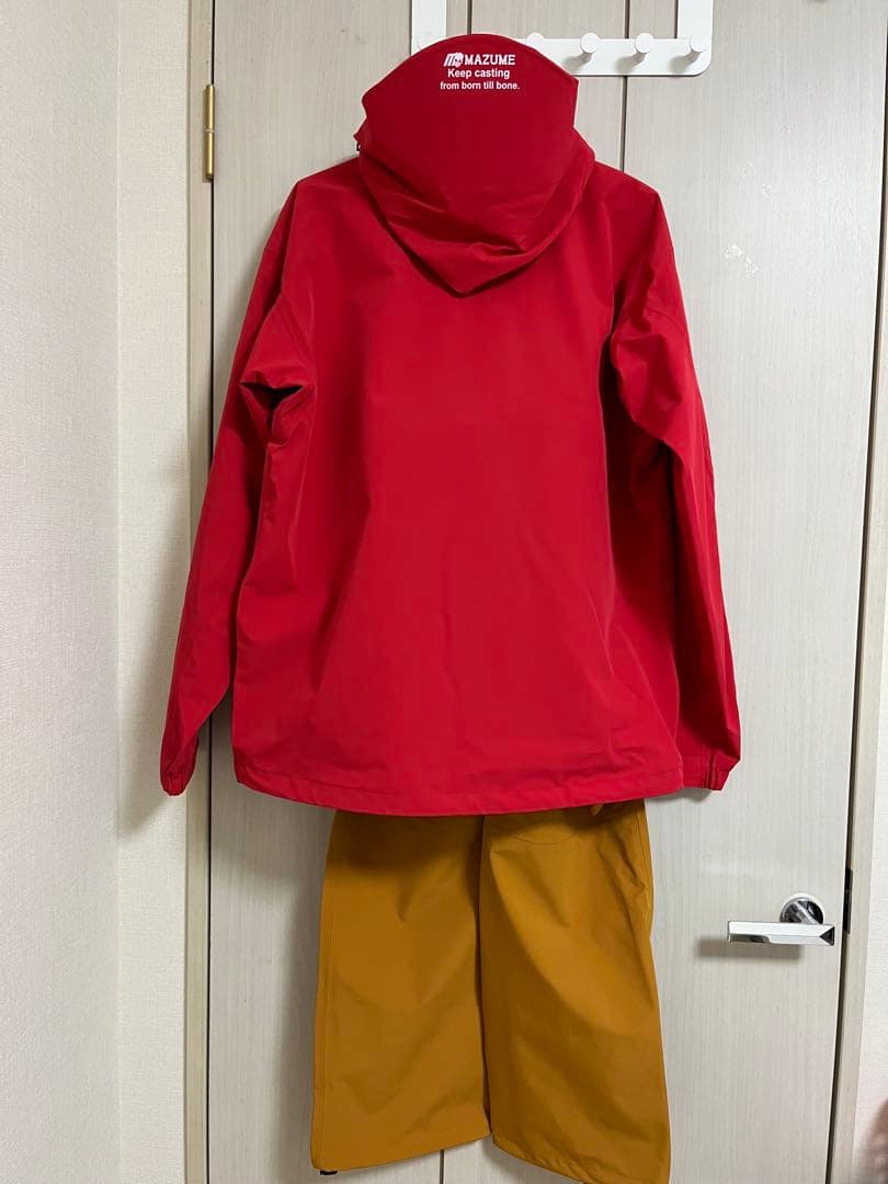 【新品未使用】マズメmazumeコアレインスーツ MZRS-756 レッドLL