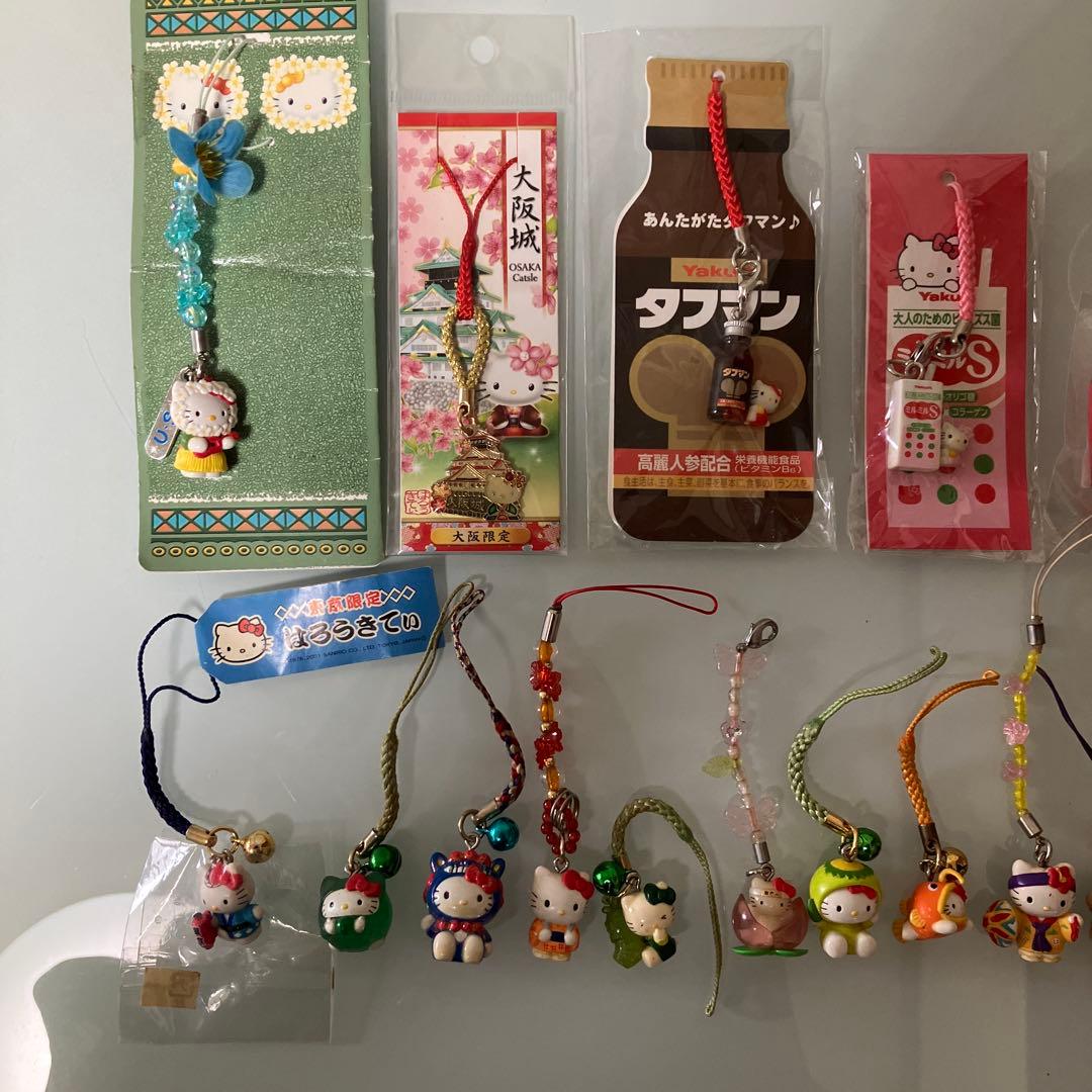ご当地キティ　限定ストラップ　根付け　ミラー　22点まとめ売り
