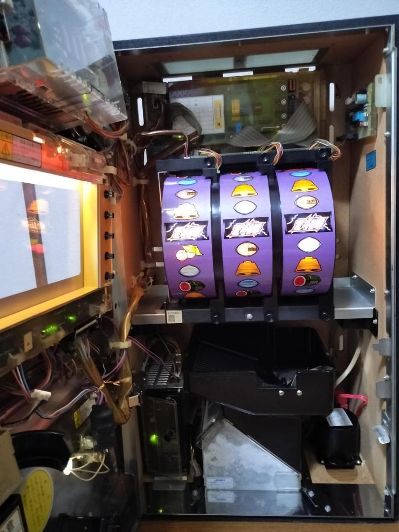 【パチスロ実機】サミー★『初代』北斗の拳【不要機付】４号機・レア ・人気台