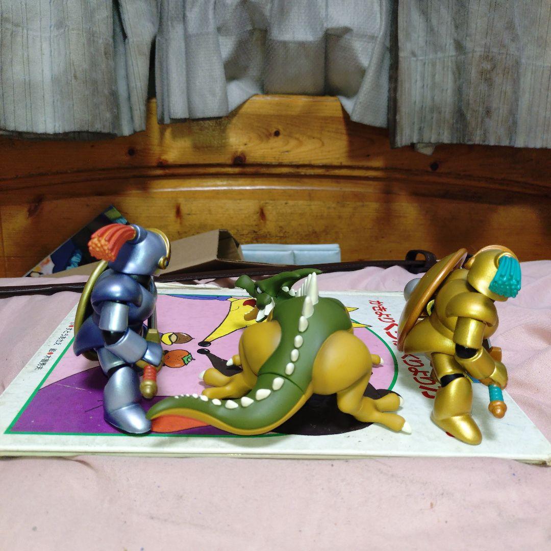 ドラクエ　ソフビモンスター　さまようよろい　ドラゴン　カンダタこぶん フィギュア