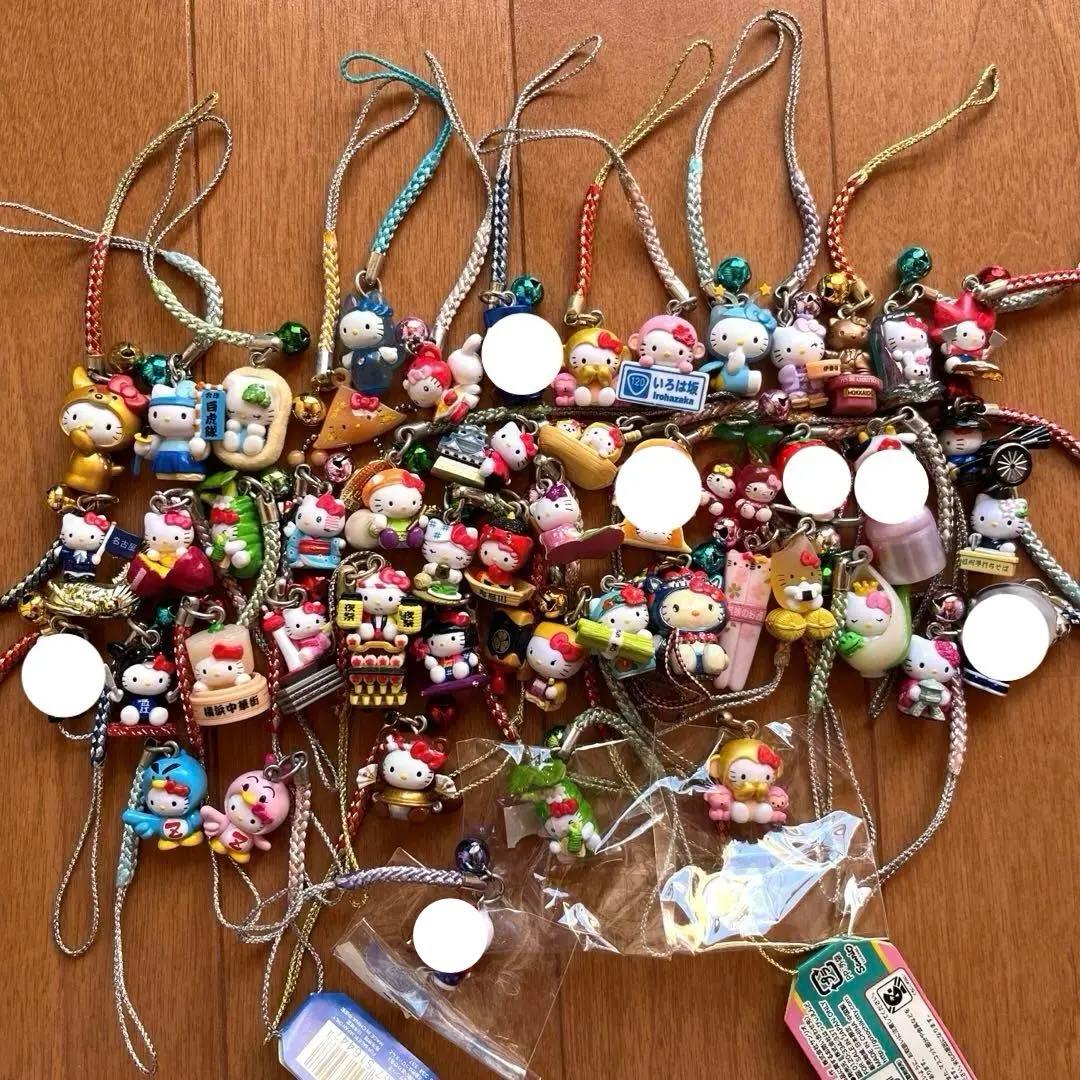 【早い者勝ち❗️】ご当地キティ＋おまけ4個セット