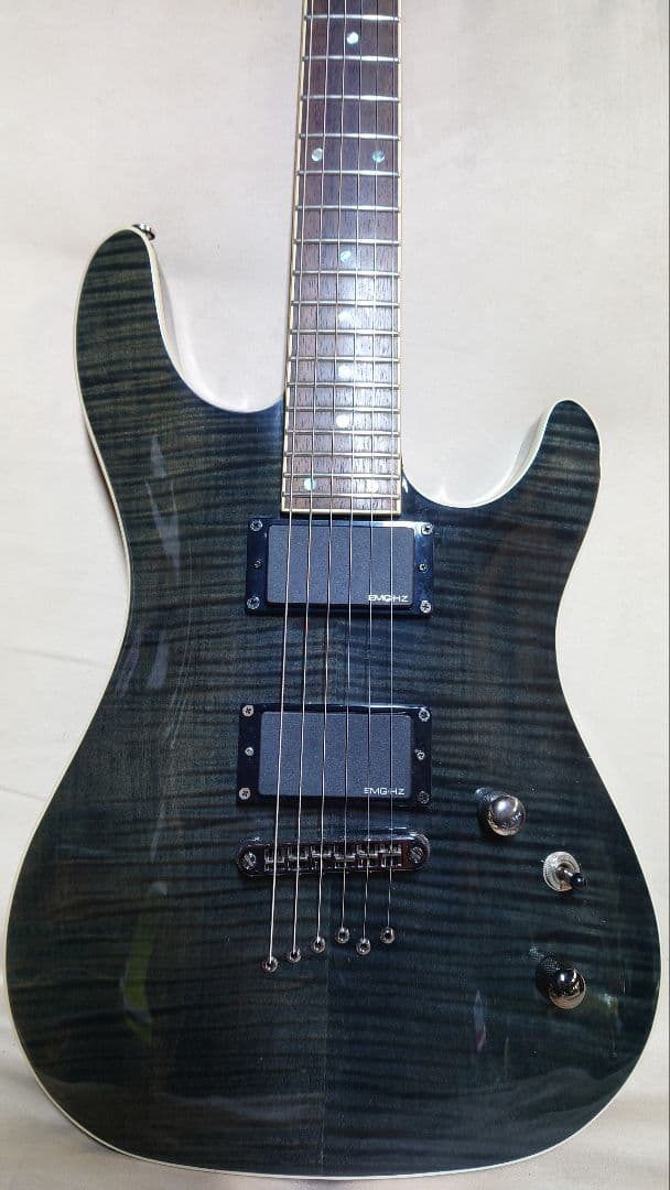 Cort KX1X フレイムメイプルトップ EMGピックアップ ソフトケース付き