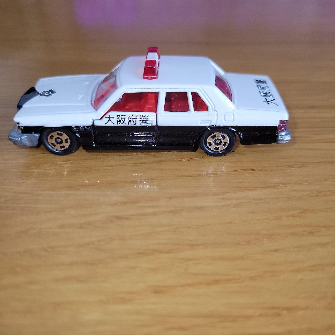 黒箱トミカ　55番　クラウンパトロールカー　大阪府警
