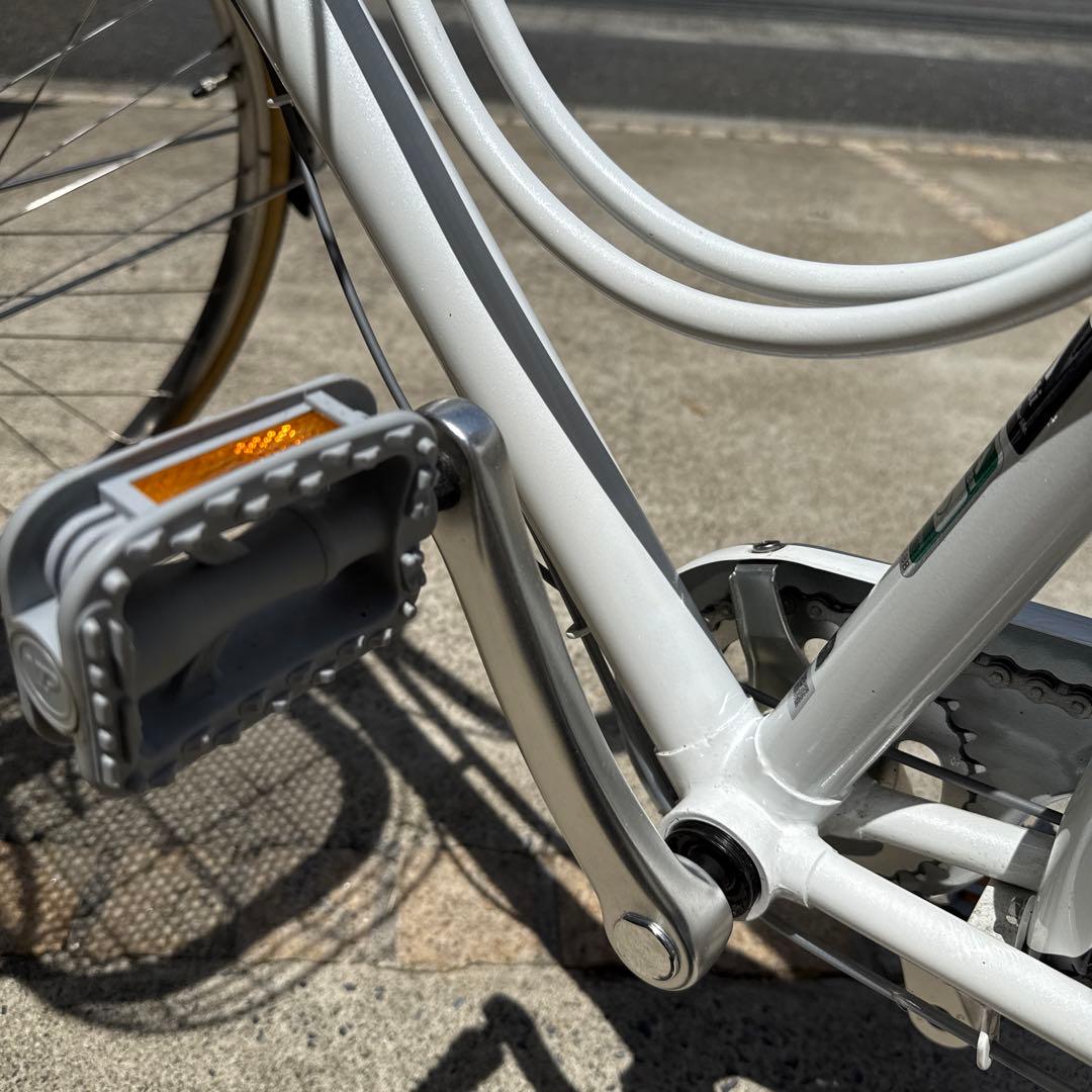 ブリヂストン　自転車　カジュナ　ピュアホワイト