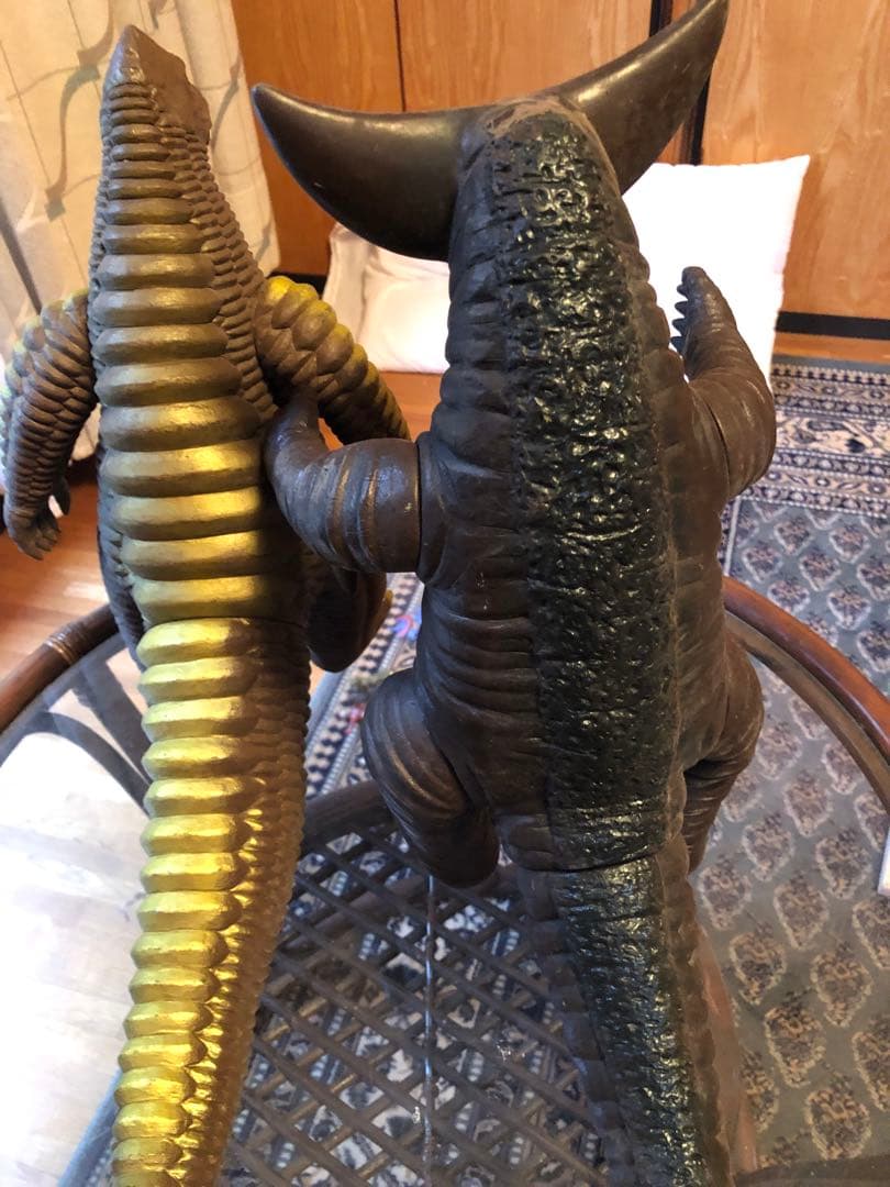 【早い者勝ち】特大サイズ！！ウルトラマン怪獣フィギュア！