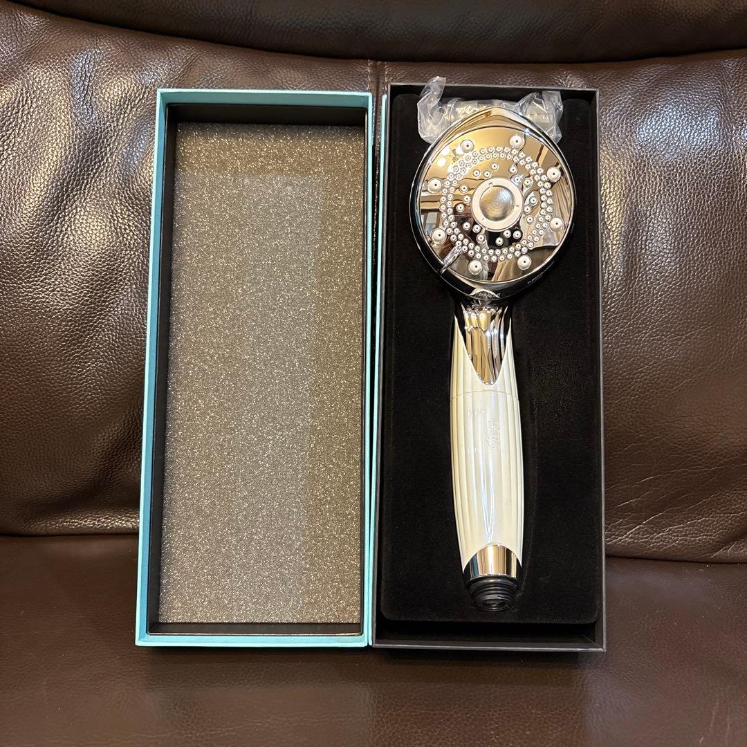 【新品未使用】値下げ　ReFa シャワーヘッド ファインバブルピュア