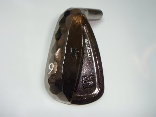 ”新品”ITOBORI (一刀彫) ハーフキャビティバック アイアン 9番ヘット