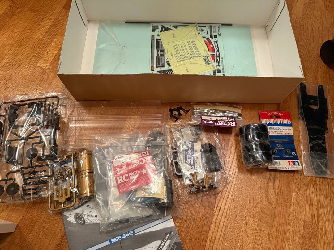 絶版 タミヤ 1/10 ポルシェ911 GT1 '98