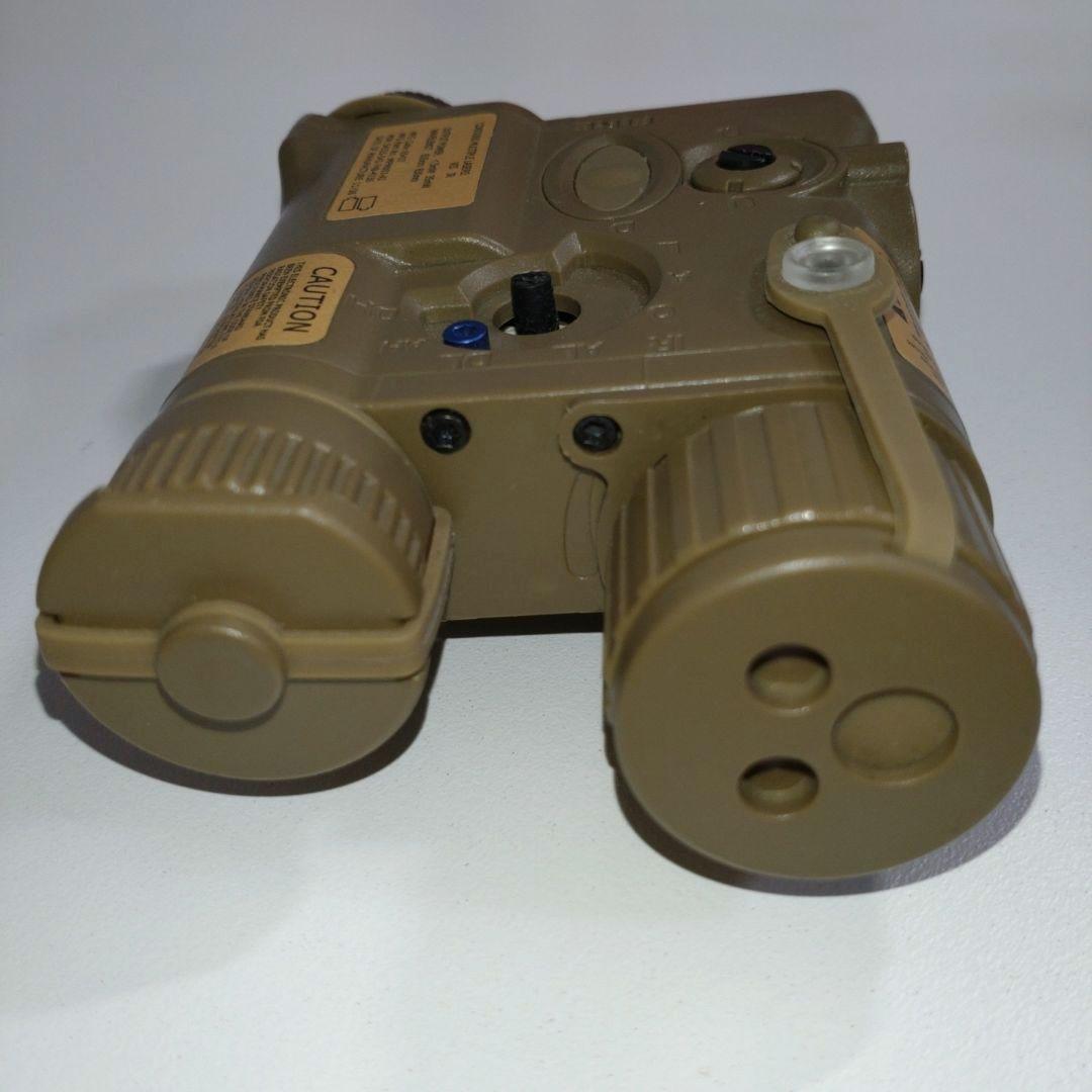 ELEMENT PEQ-16 レプリカ レーザー ライト