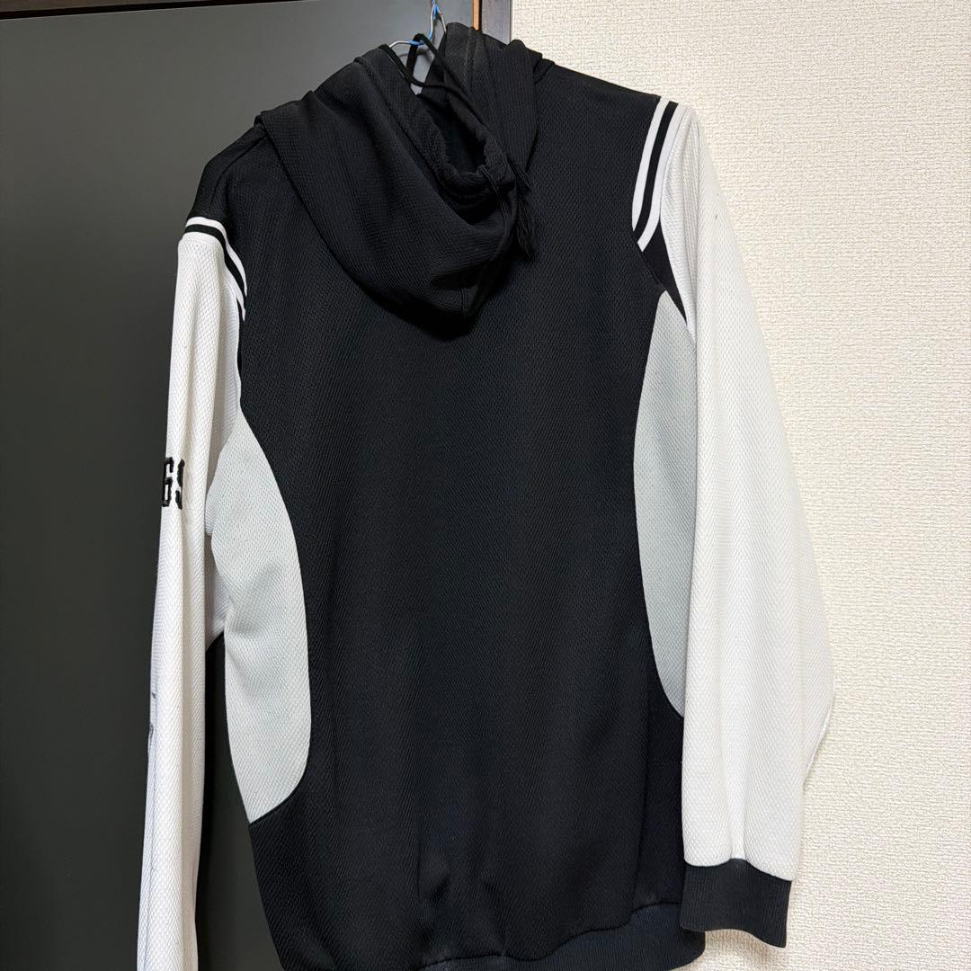 牧原大成選手の69番時代のパーカー