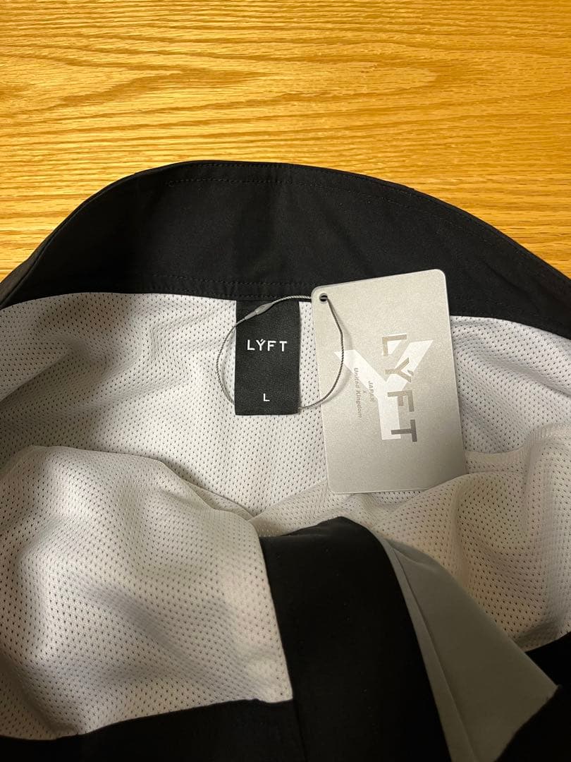 Lyft サーフパンツ　Lサイズ