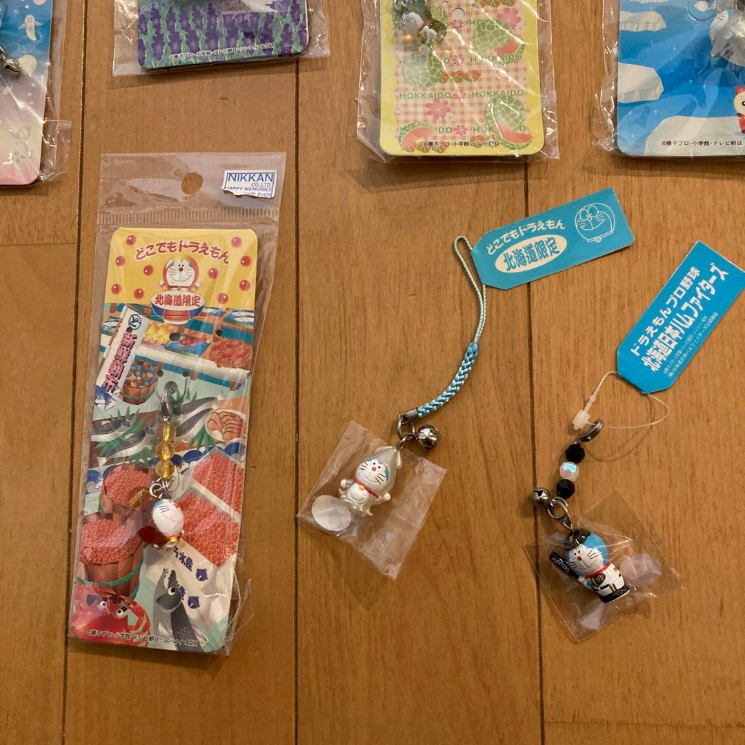 どこでもドラえもん ご当地　根付け　キーホルダー　チャーム　34個セット