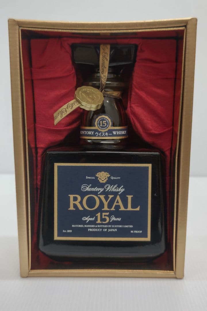 サントリーウイスキー ロイヤル 15年 700ml