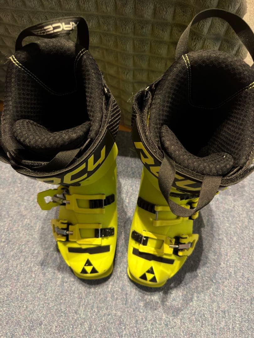 FISCHER RC4 PODIUM スキーブーツ 90