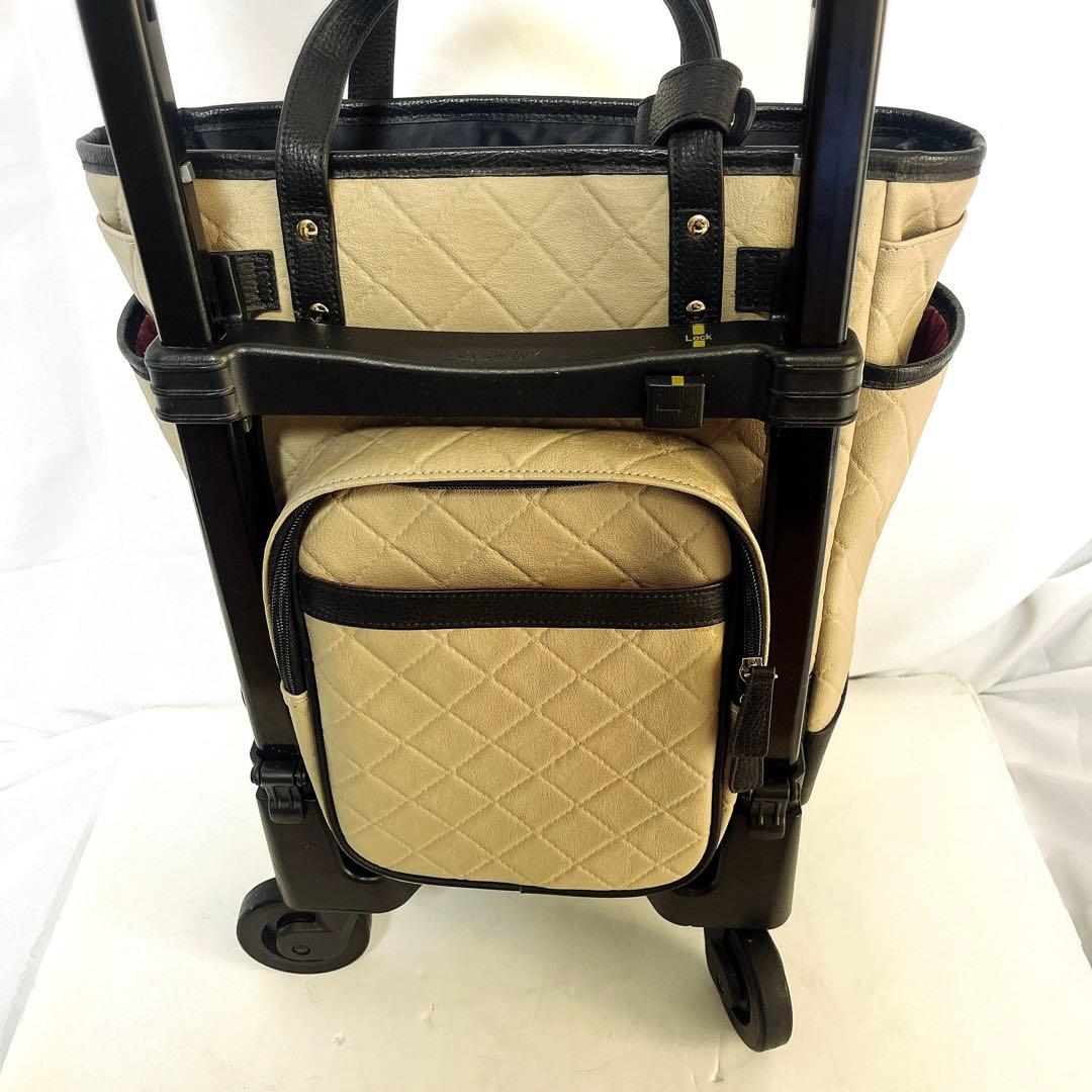 美品　SWANY　スワニー　キャリーバッグ　キルティング　ダイヤキルト　レザー調