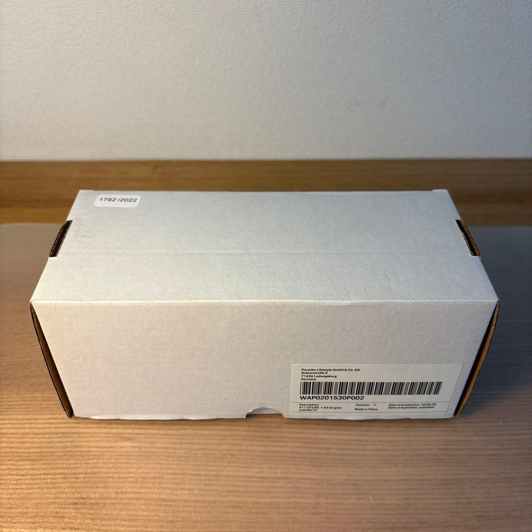 porsche ポルシェ　911 GT3 RS 1/43 ミニカー　アイスグレー