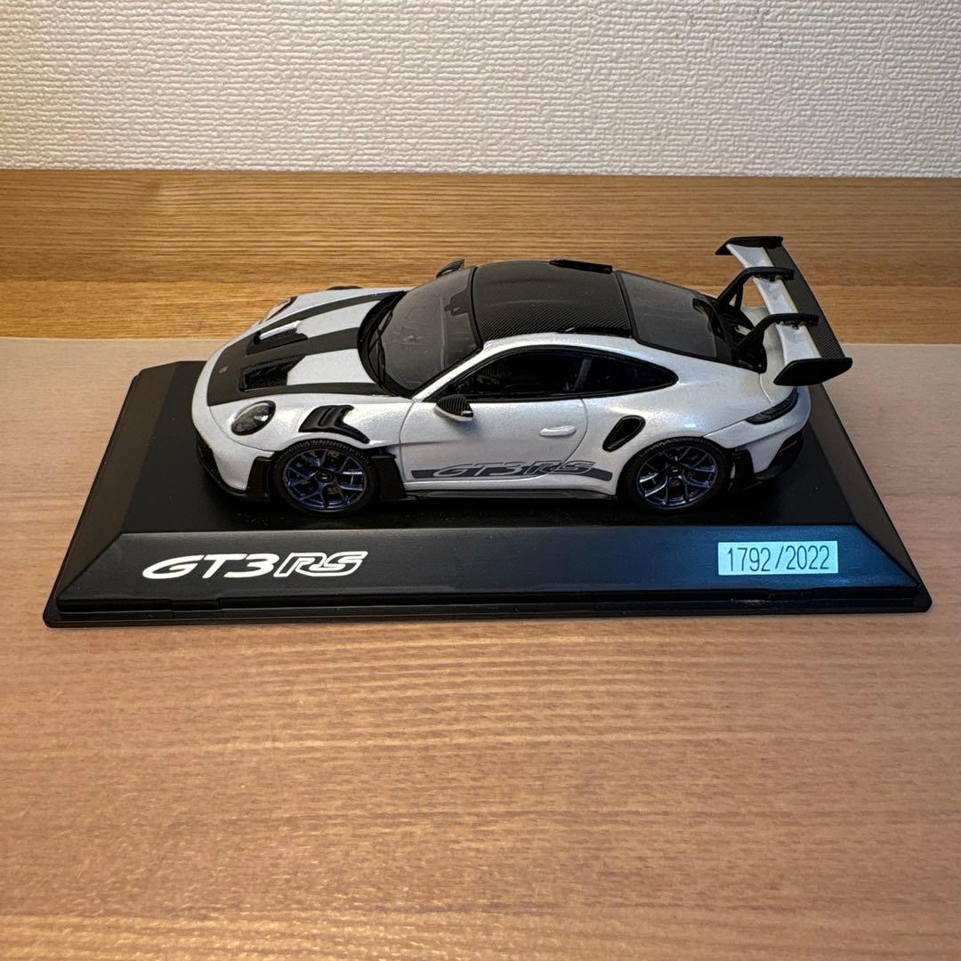 porsche ポルシェ　911 GT3 RS 1/43 ミニカー　アイスグレー