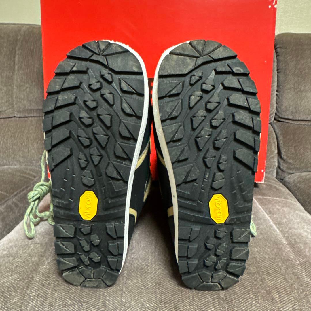 ディーラックス　エクスプローラー　27.5cm