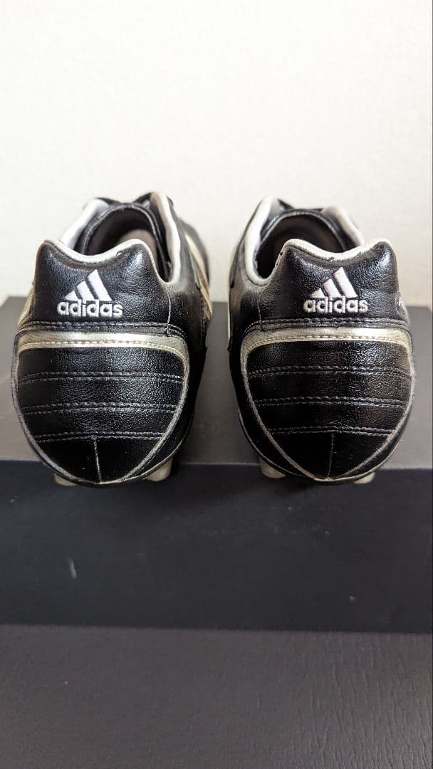 adidas パティークX TOP サッカースパイク　アディダス