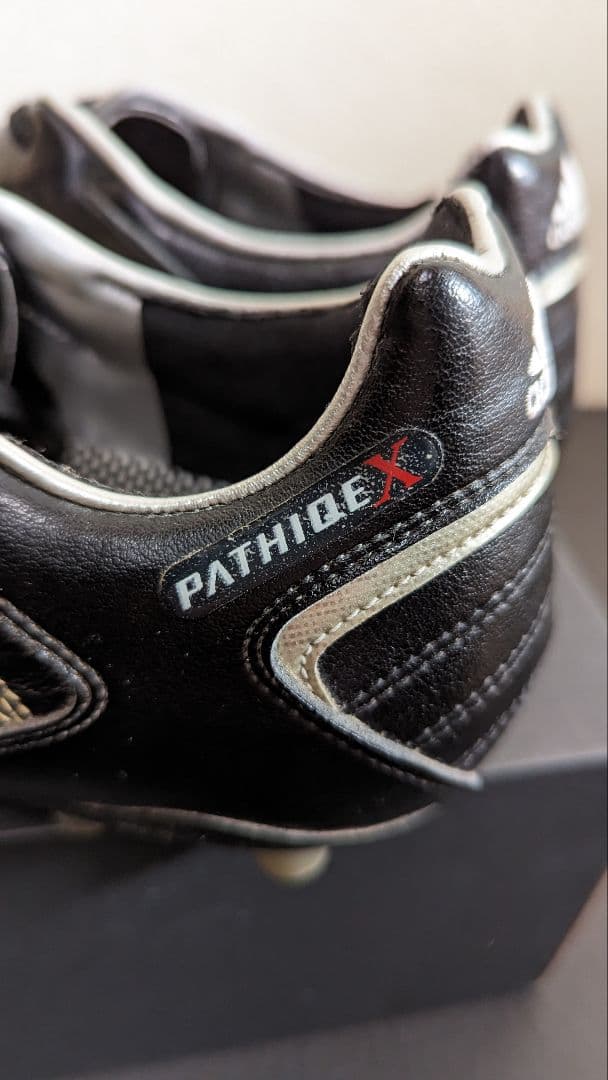 adidas パティークX TOP サッカースパイク　アディダス