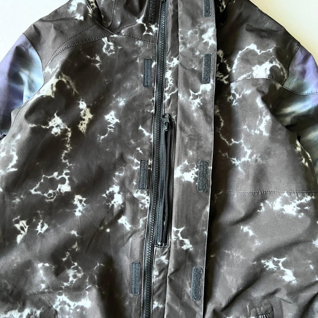 3282 ボルコム　ジャケット ゴアテックス 総柄　黒　青　XS