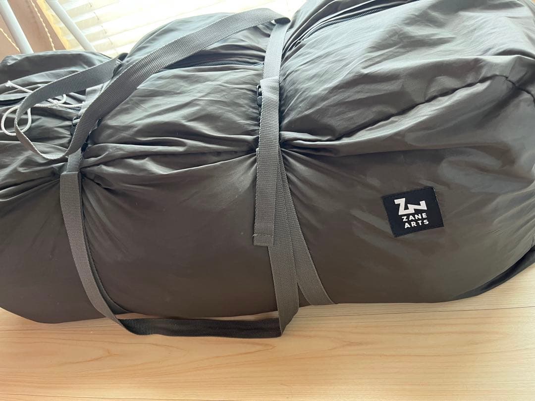 ゼインアーツ　ロロ