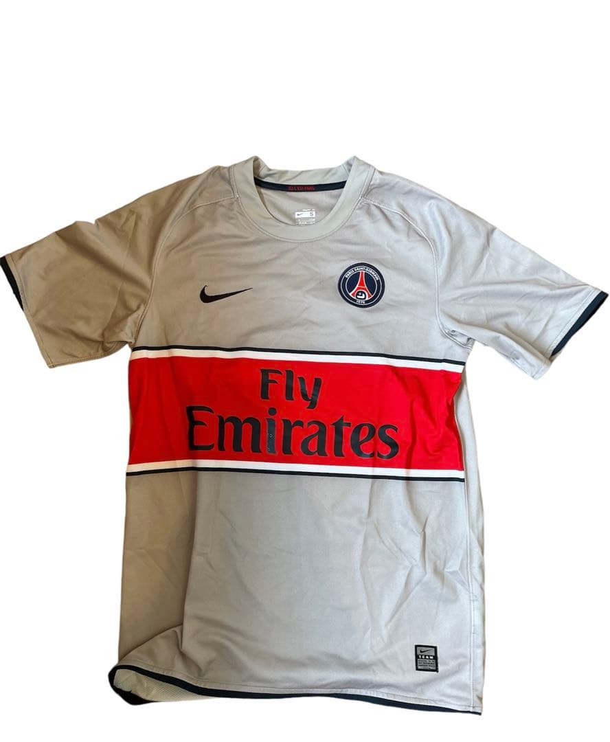 PSG ユニフォーム　パリサンジェルマン（値下げ中）