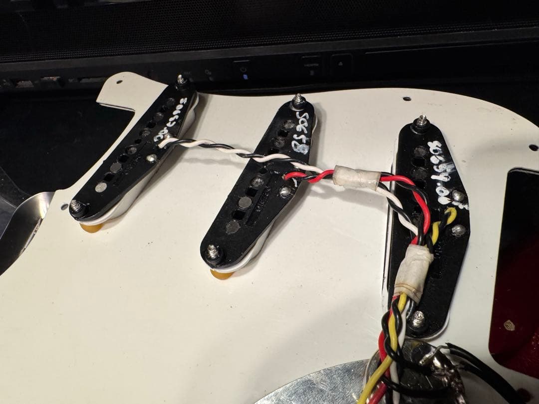 Fender Japan ST72 OCR USAピックアップ搭載