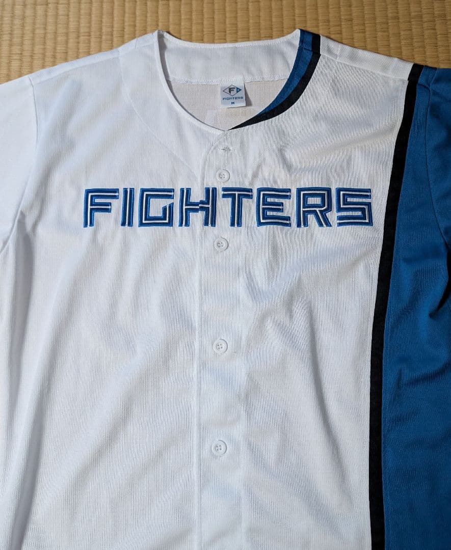 元ファイターズガール　塩澤美咲　レプリカユニフォーム　AOAO