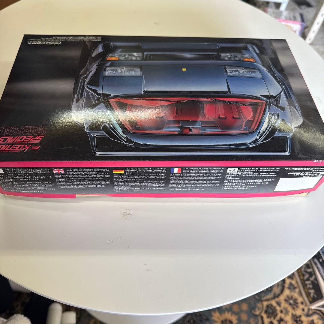 ケーニグセグ スペシャル 1/24 プラモデル