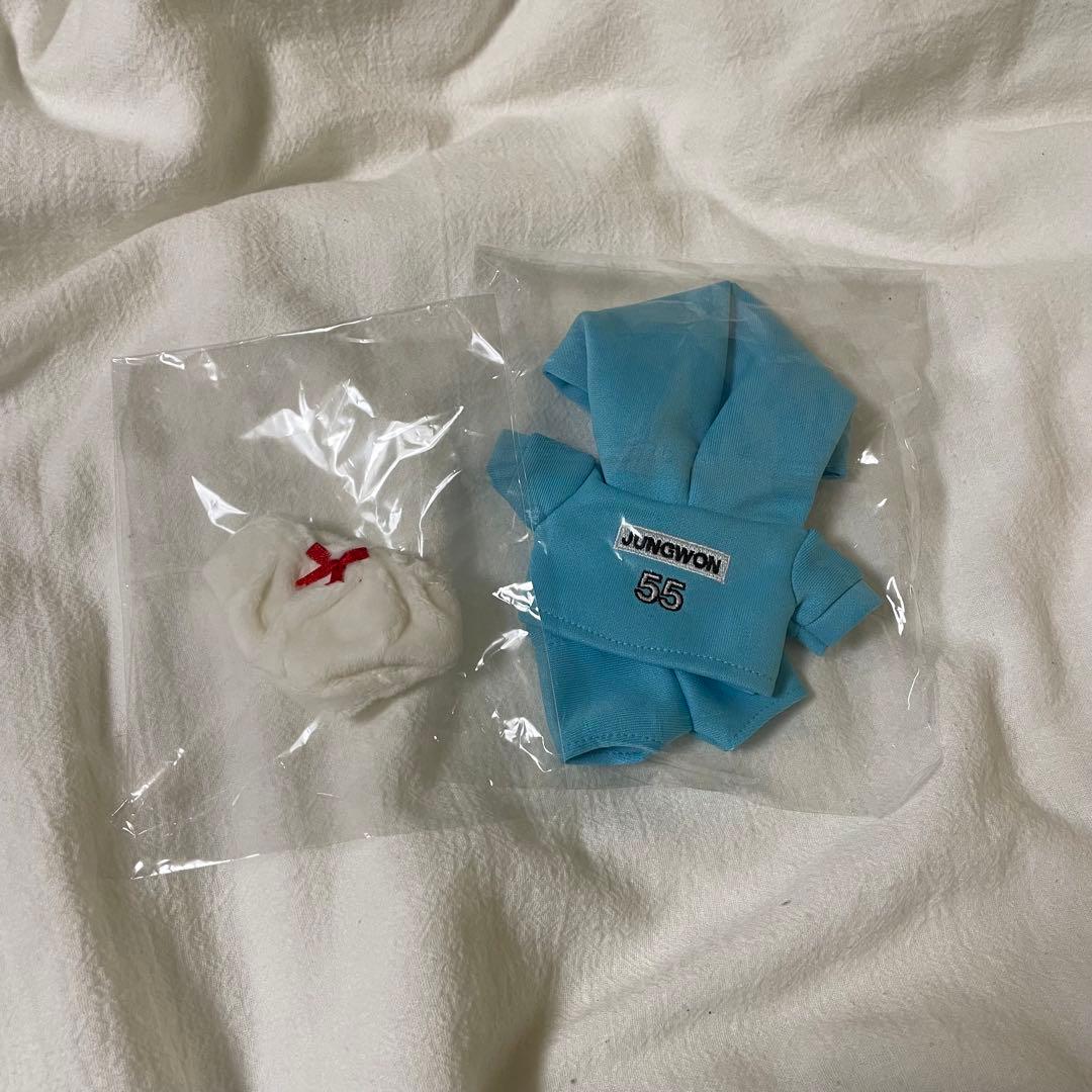 enhypen ジョンウォン ぬいぐるみ ドール 服付き 15cm