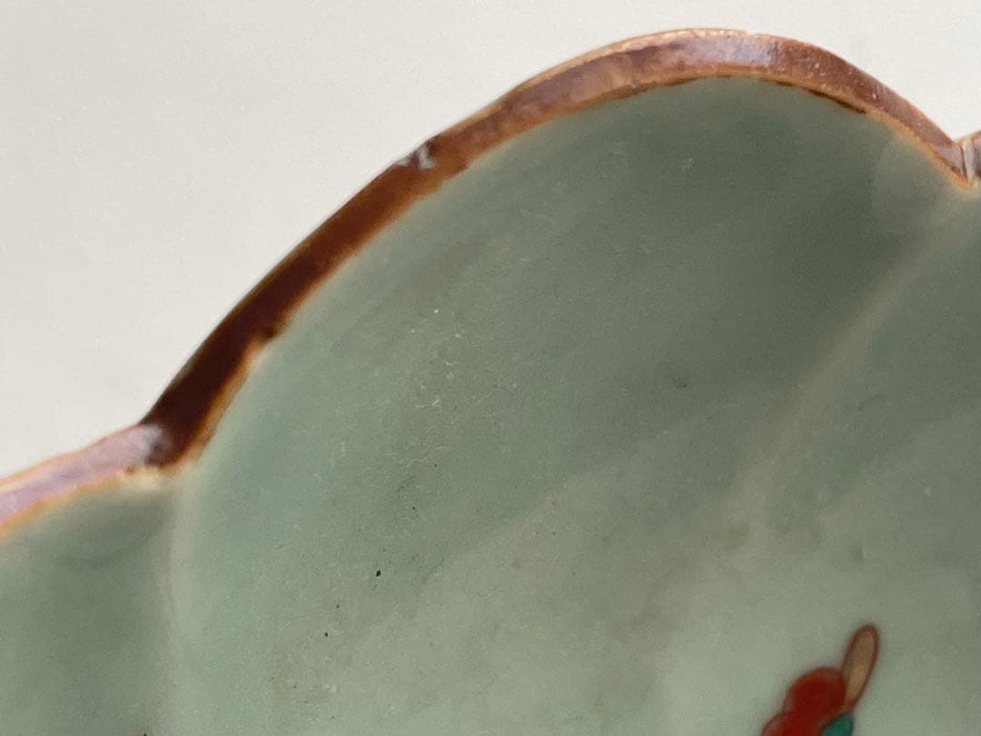 骨董　アンティーク　柿右衛門青磁　青磁色絵　菊図　輪花縁　膾皿　なます皿　菊花皿