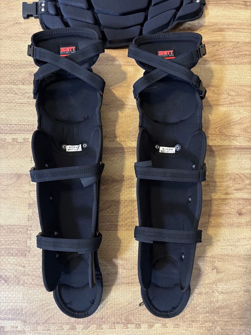 ZETT ブラック 硬式 キャッチャー用 プロテクターセット