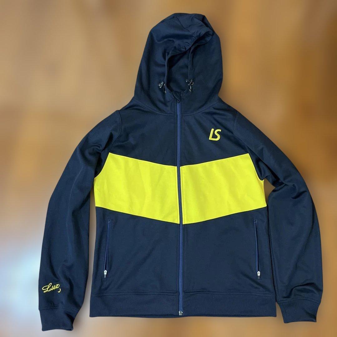 ルースイソンブラ　LUZeSOMBRA 上下セットアップXL大人用