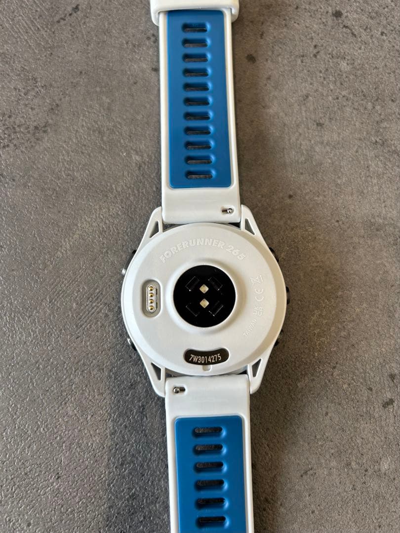 【美品】GARMIN Forerunner 265 Music