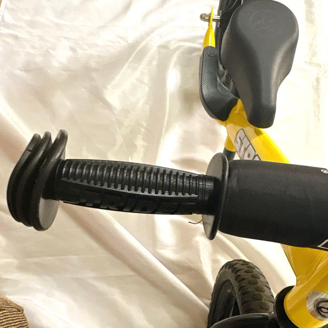 【送料込み】ストライダー 12インチ スポーツモデル　黄