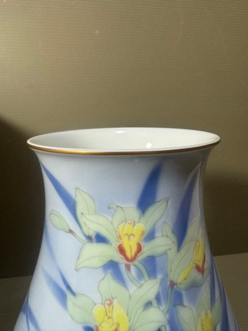 2178 深川製磁 菖蒲 官窯染付　花瓶　金彩　未使用