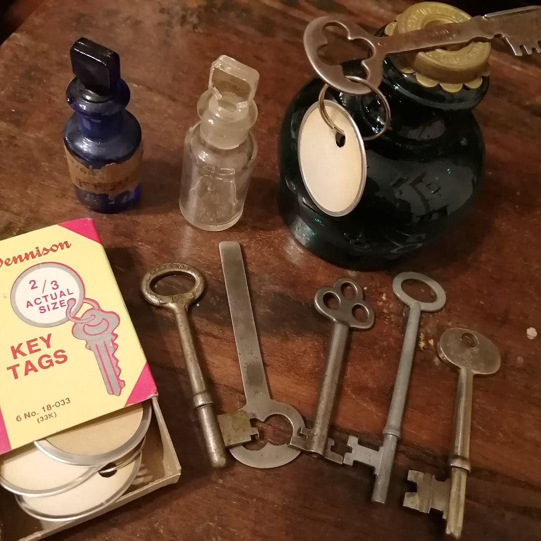 アメリカ製アンティーク キー30本&キーリング&キータグ☆ スケルトン バレル鍵