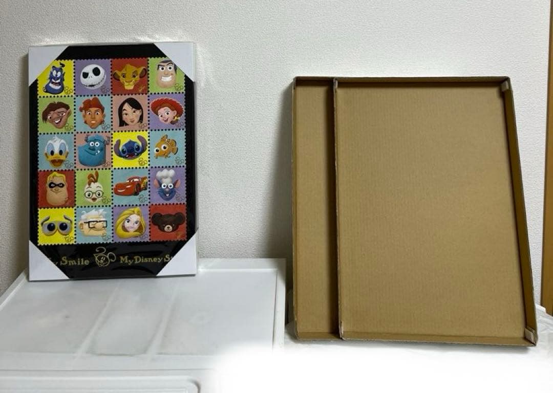 ディズニートイストーリージェーシー、バズ、カーズ、ステッチのアートパネル