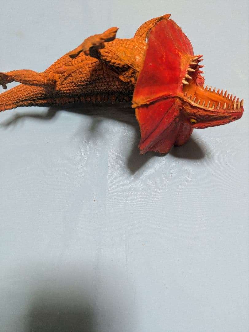 エリマキトカゲ 昔のゴム製フィギュア