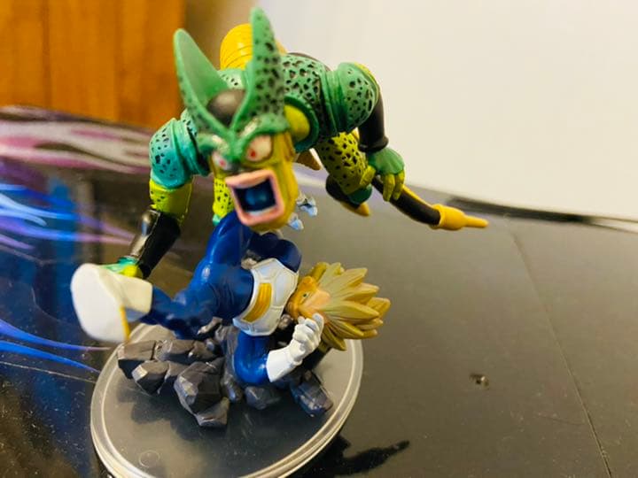 ドラゴンボールフィギュア　ベジータ　セル