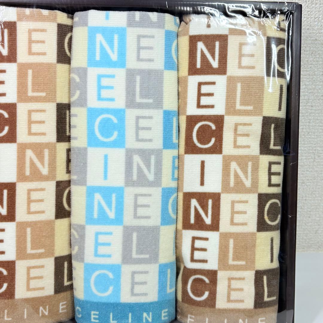 CELINE セリーヌ　文字ロゴ総柄　フェイスタオル３枚　タオルギフト