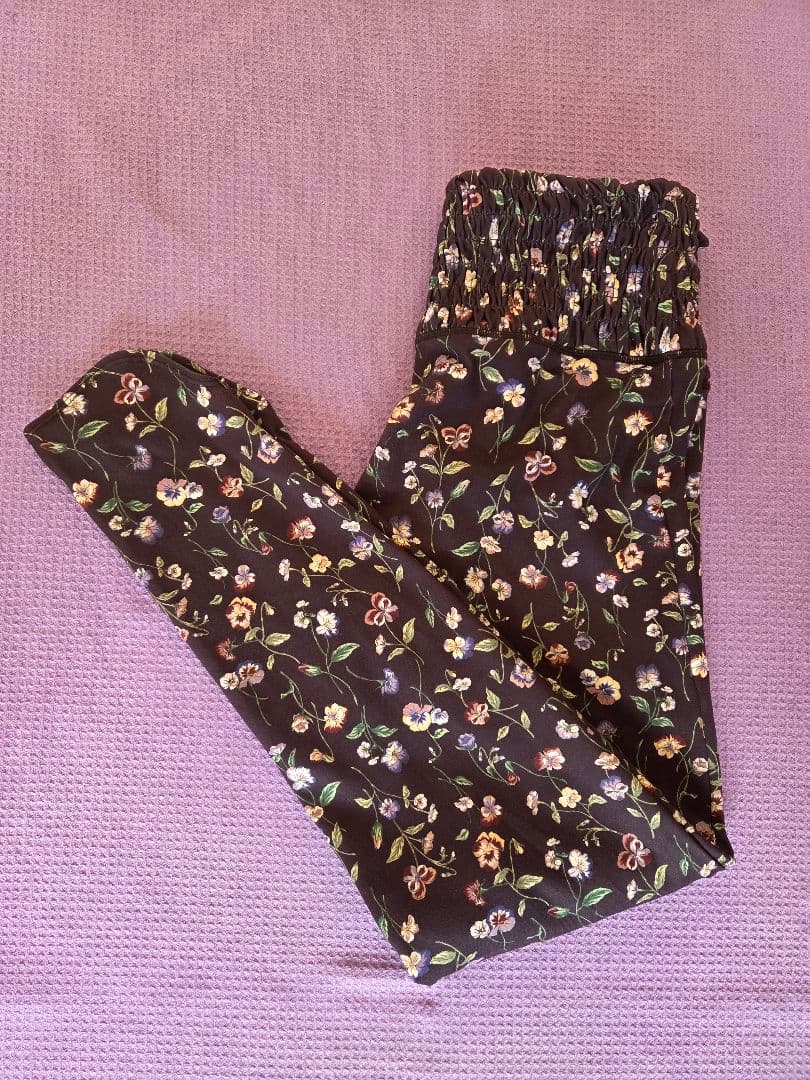 お値下げSUKALA 花柄 ヨガウェア Lサイズ