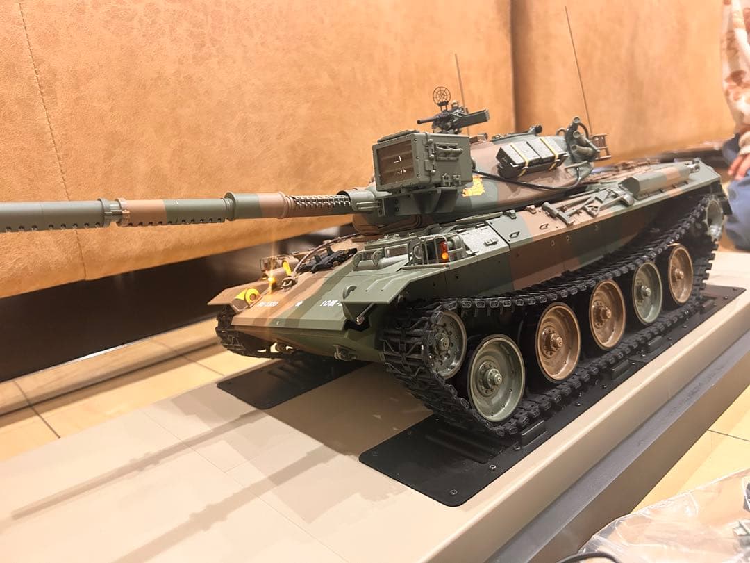 プレミアム定期購読ケース付き　アシェット 陸上自衛隊 74式戦車をつくる