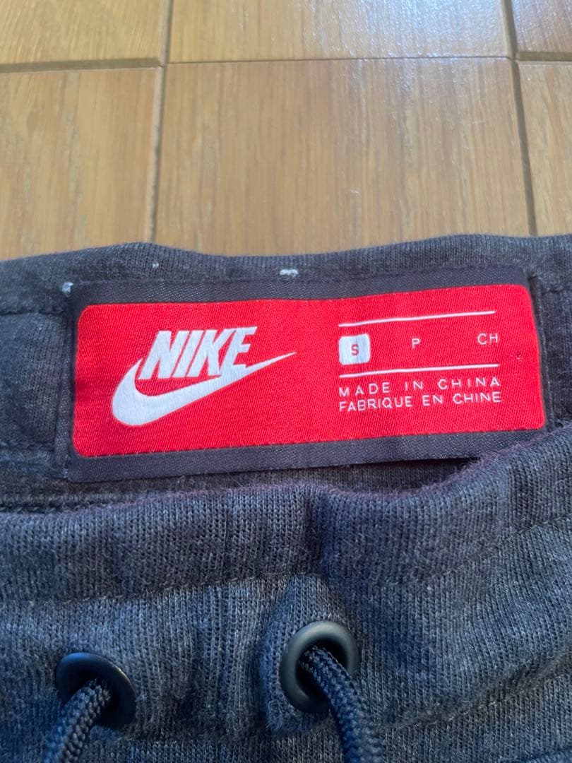 Nike AS Roma テックパンツ