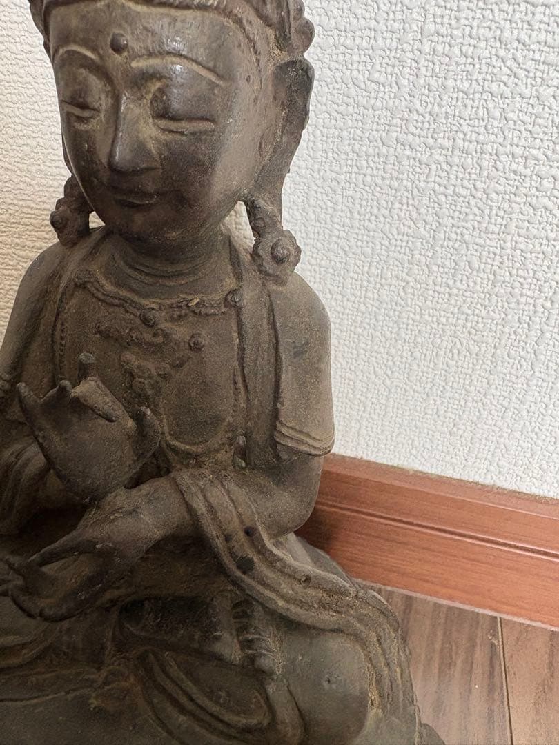 古董 古銅の観音菩薩座像(明代・14〜17世紀) 旧家藏出 贵重品 古銅製