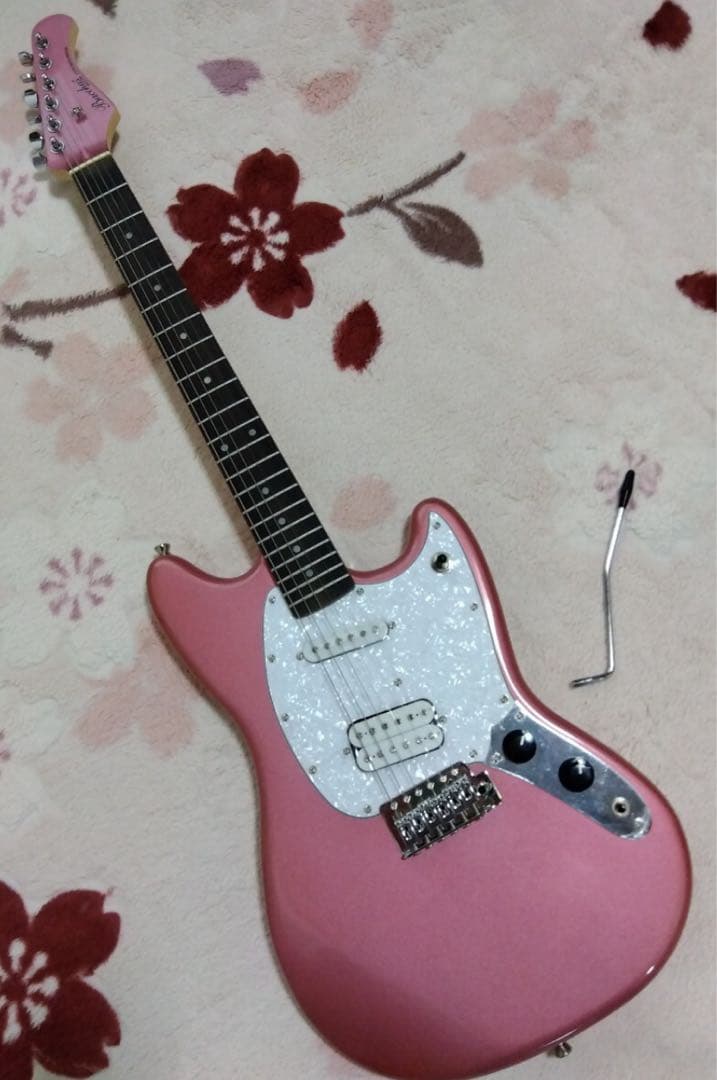 そ*の様 最終価格Char風ムスタング　 バーガンディマッチングヘッド 試奏のみ